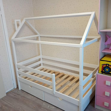 Кроватка домик с ящиками 160x80 №25