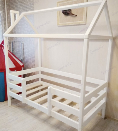 Кроватка домик с ящиками 160x80 №25