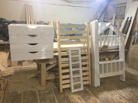 Кроватка домик с высокими бортиками 160x80 №1