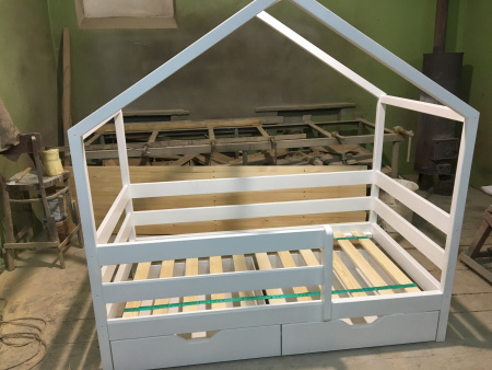 Кроватка домик с ящиками 160x80 №90